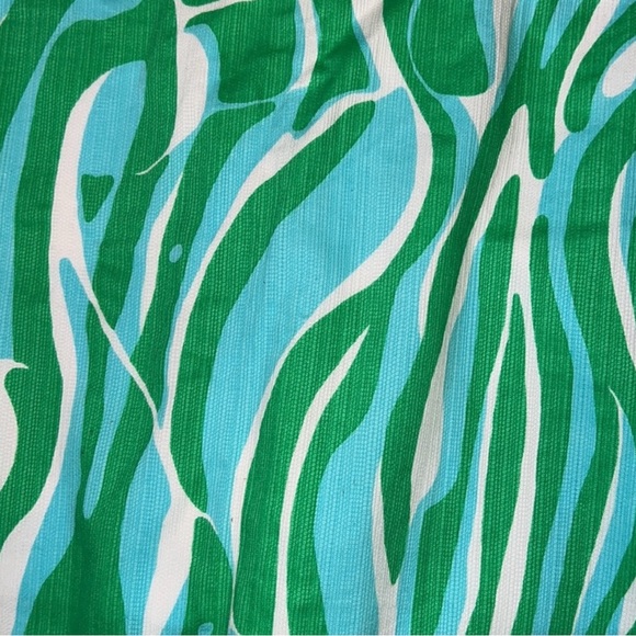 Lilly Pulitzer Tierney Skort in Finders Keepers size 10 EUC - Picture 2 of 7